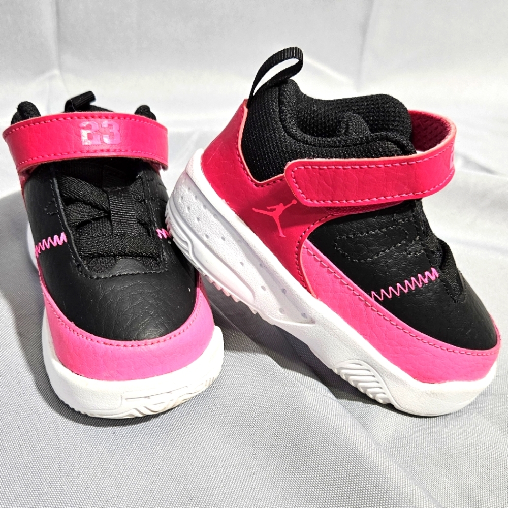 Jordan Toddler Black & Hot Pink Hook-and-Loop Sneakers